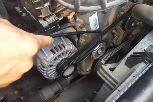 牡丹转速传感器的工作原理是什么？