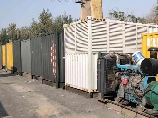 牡丹200KW柴油发电机机组每小时油耗是多少？